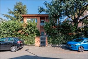 Casa bifamiliare indipendente