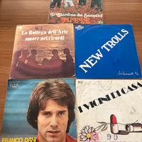 5 dischi in vinile 45 giri