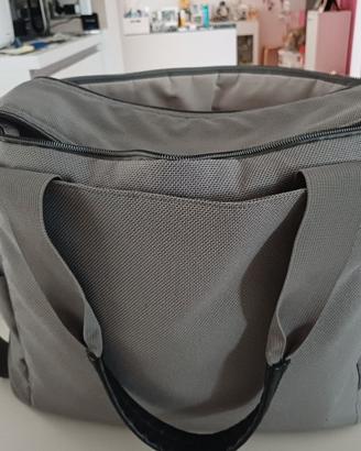 borsa e fasciatoio inglesina