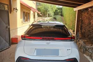 Toyota c-hr 1.8 Hybrid    Trend