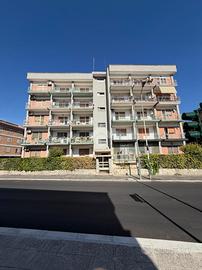 4 LOCALI A TARANTO