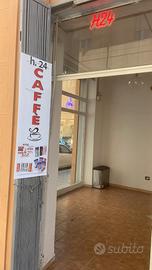 Distributore h.24 bibite caffe
