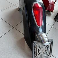 Parafango posteriore completo (HONDA VT 750 '04)