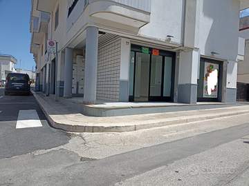 Locale Commerciale Adelfia