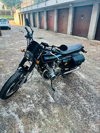Suzuki gs 550