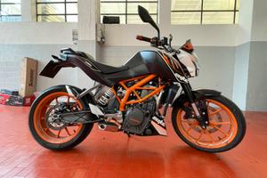 KTM 390 Duke !!!