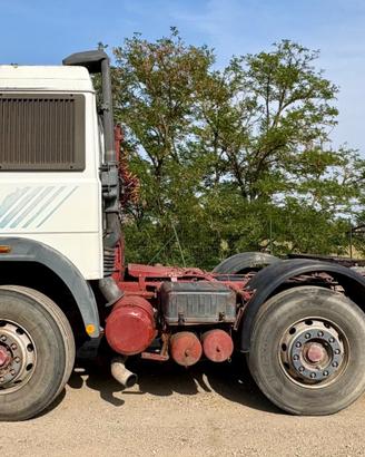 Iveco Turbotech 220 36 trattore 6x2
