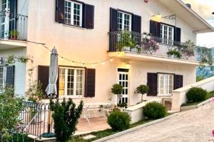Casa vacanza Celano “Casa de ma’”