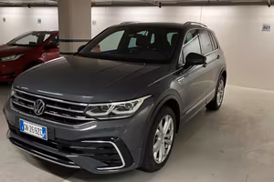 VW Tiguan R-Line 200CV - 4Motion