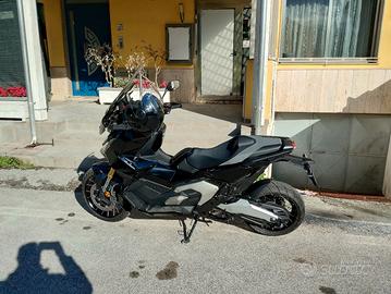 Honda XADV 750 Anno 11/2025