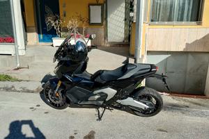 Honda XADV 750 Anno 11/2025