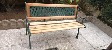 Panchina da giardino € 75,00 Nuova.