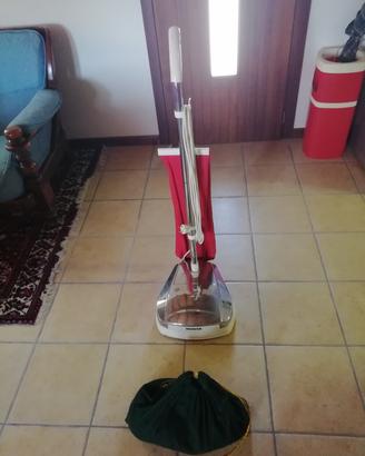 ASPIRA POLVERE È LUCIDATRICE.3534887517 DATATA.   