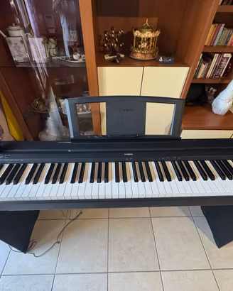 Tastiera Yamaha P35 con Stand e accessori