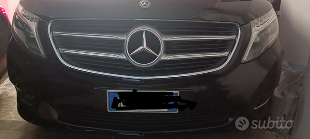 Mascherina Classe V Mercedes-Benz