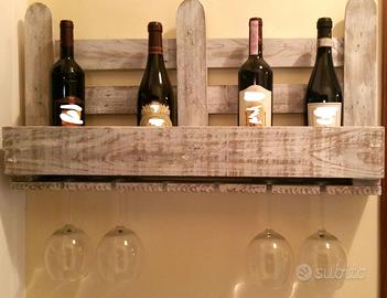 Portabottiglie e calici