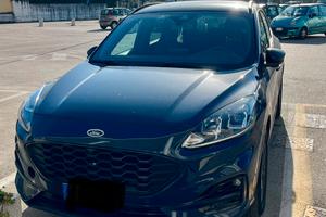 Ford Kuga ST Line 2022