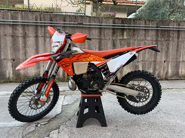 KTM 300 2t anno 2024