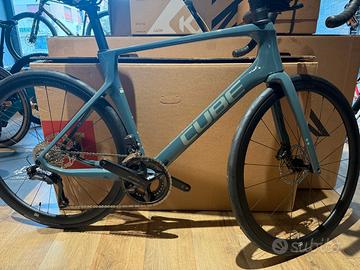 Bici da corsa CUBE AGREE c:62 ONE tg.56