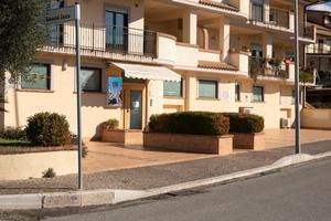 Locale commerciale 200mq