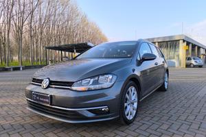 Volkswagen Golf Variant 2.0 TDI Executive BlueMoti