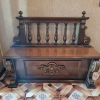 Panca-Cassapanca intagliata in noce