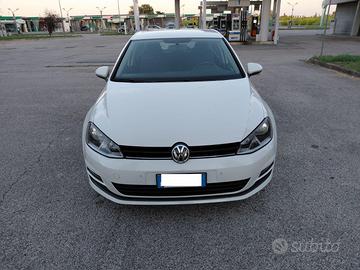 Volkswagen Golf 7 1.6 TDI DSG Businessline