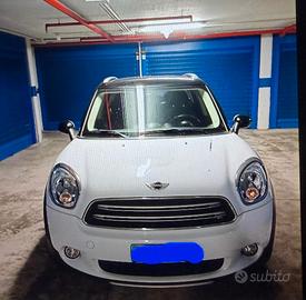 Mini Countryman Cooper R60 bianco/nero