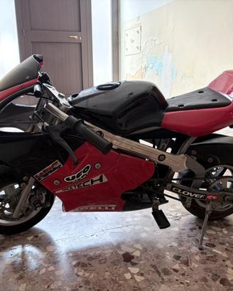 Minimoto ArcerTech Clover - motore a scoppio