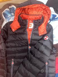 Piumini Colmar nuovo – Nero con interno colorato