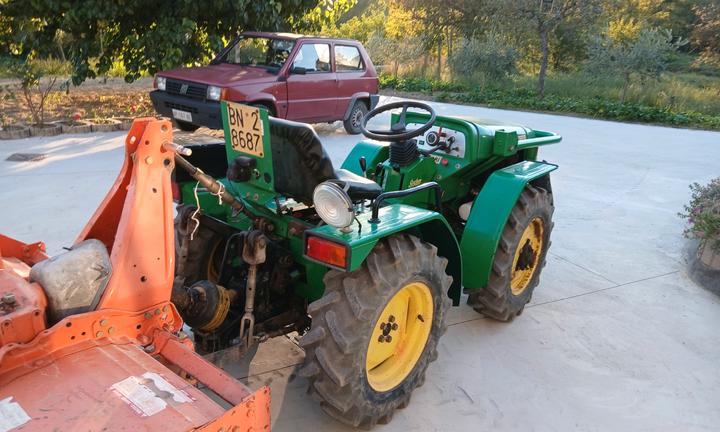 Trattore Ferrari system