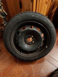 4 cerchi e 4 gomme invernali 185/55 r15 86HM+S
