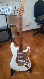 Chitarra elettrica Stratocaster  Harley Benton 