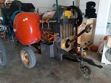 Compressore per potatura e raccolta olive