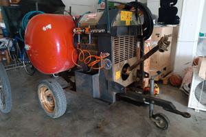 Compressore per potatura e raccolta olive