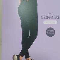 Leggins donna per palestra effetto push-up. 