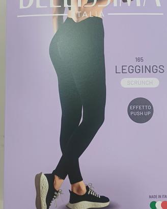 Leggins donna per palestra effetto push-up. 