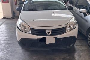 dacia sandero 2011