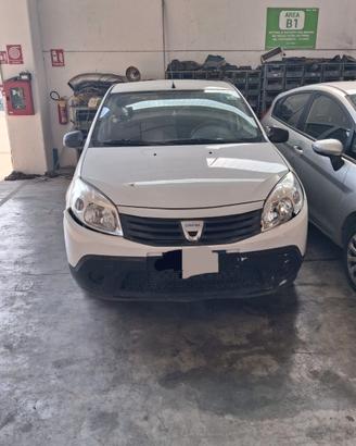 dacia sandero 2011