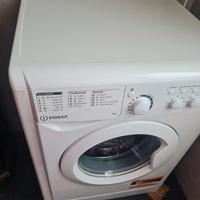 lavatrice  a 7 kg. indesit 