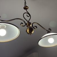 Lampadario vintage 2 bracci ottone e vetro