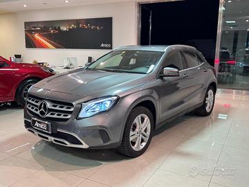 MERCEDES Classe GLA 200 d Automatic Sport Solo 88.