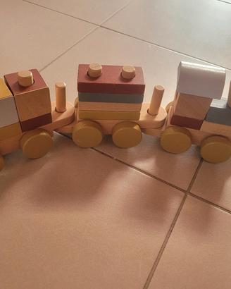 Trenino giocattolo in legno