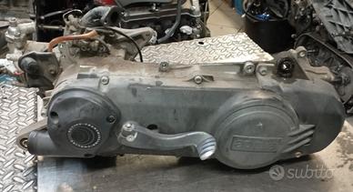 SR Street 50 lc '00 : motore radiatore centralina