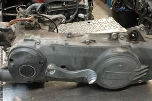 SR Street 50 lc '00 : motore radiatore centralina