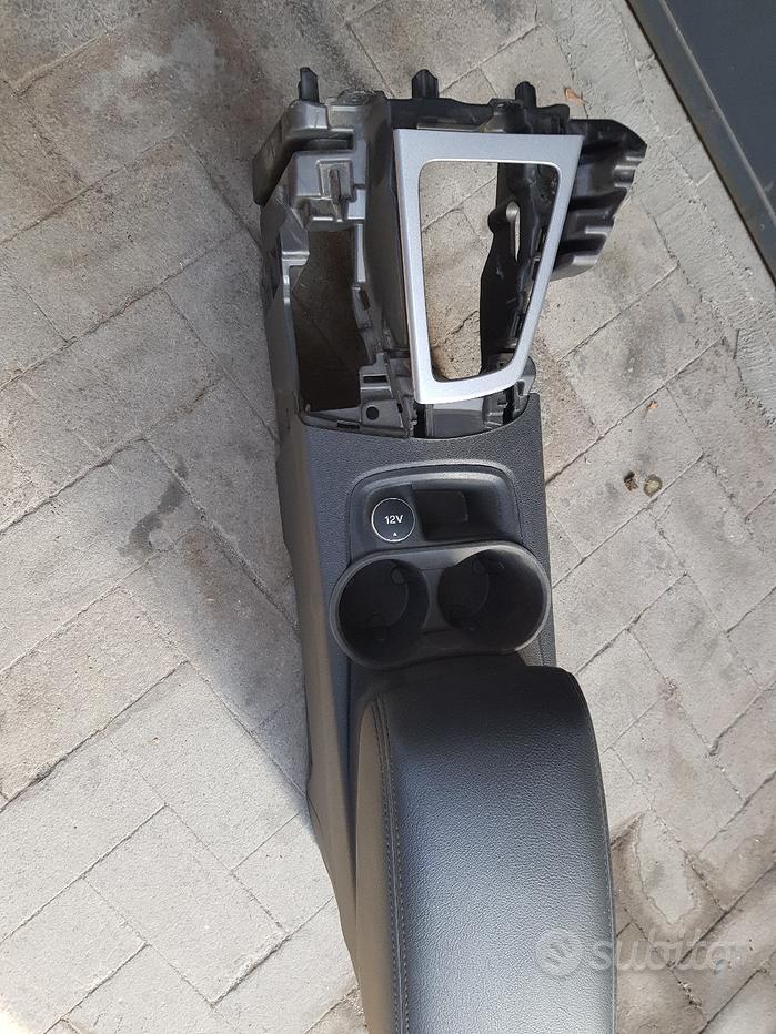 Bracciolo Auto Con Box Portaoggetti Per Ford Fiesta MK7 (2009-2017) - In Pelle E ABS, Nero/Bianco, Senza USB