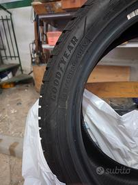 Gomme invernali Goodyear ultra grip 245/45/19 