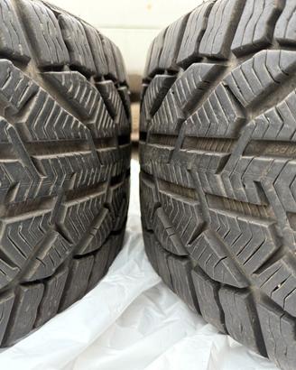 2 Gomme Invernali 80%
