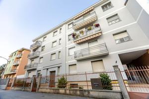 2 LOCALI A BOLLATE