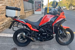 Moto Morini X-Cape 650 ABS 2023 permuto scooters